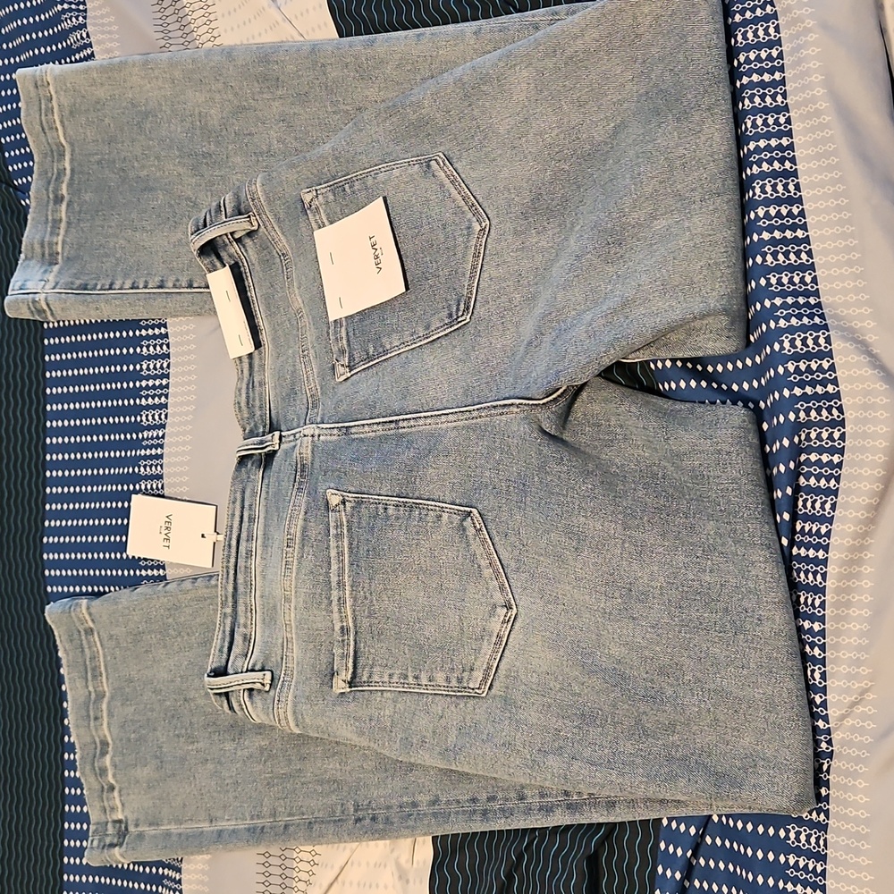 NWT Vici Forver Legendary Mid Rise Flare Women's Jeans - Picture 7 of 16